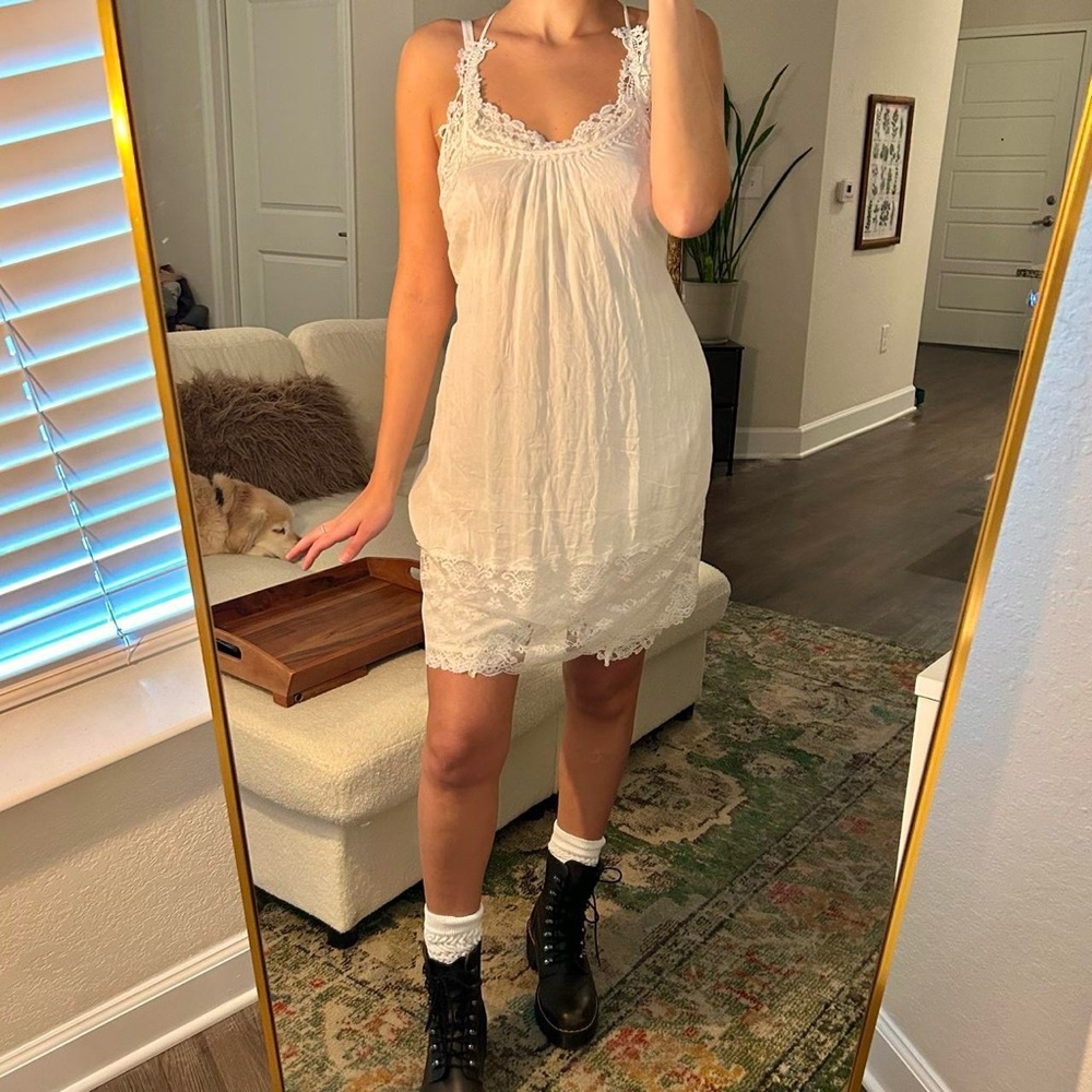 In Bloom by Jonquil slip dress. Size small.